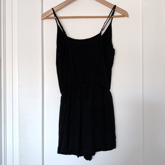 H&M V-Neck Romper - Picture 3 of 6